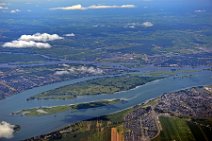 20150715_204704_GROSSE-ILE_in_Sant_Lawrence_River_Canada