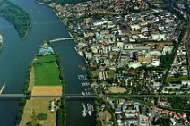 20110707_101851_GEOART_GERMANY river RHEIN; left: MAINZ & right: WIESBADEN