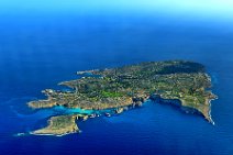 20140129_062534_GEOART_COMINO_middle_island_of_MALTA GEO ART: cliff coast, northern tip of GOZO (north island of Malta)