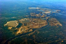 20111031_210716_GEOART_ATHABASCA_OIL_SANDS GEO ART: CANADA, Alberta; ATHABASCA OIL SANDS mining