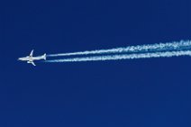Lufthansa A321 in historic livery - in flight with vapor trail -03 Lufthansa A321 in historic livery - in flight with vapor trail -03.jpg