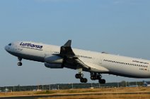 20160907_183859_LUFTHANSA_Airbus_A340-300_D-AIFC_take_off_RWY07C_EDDF