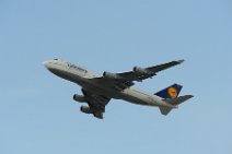 20150517_163531_LUFTHANSA_B747-400_D-ABVX_in_flight