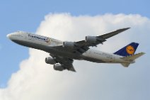 20150517_165032_LUFTHANSA_B747-8_D-ABYI_SIEGERFLIEGER_in_flight