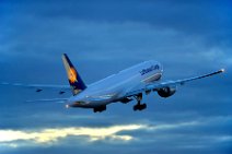 20140217_180300_LUFTHANSA_CARGO_Boeing_B777F_D-ALFB_take_off