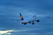 20140217_180301_LUFTHANSA_CARGO_Boeing_B777F_D-ALFB_take_off
