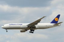 20150517_132915_LUFTHANSA_CARGO_B777F_D-ALFD