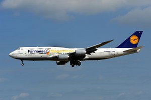 07_2 BOEING 747-8 D-ABYI SIEGERFLIEGER