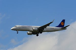 10 LUFTHANSA REGIONAL