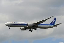 20150519_151311_ANA_B777-300ER_JA734A_on_final