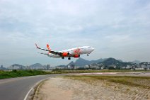 20130107_160727_GOL_Transportes_Aereos_Boening_B737-800_in_SBRJ_2