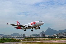 20130107_161929_TAM_Airbus_A319_SBRJ