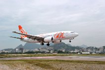 20130107_162736_GOL_Transportes_Aereos_Boening_B737-800_in_SBRJ