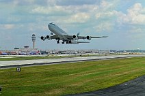 CATHAY PACIFIC CARGO B747-8F TAKE OFF IN KATL 1