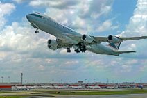 CATHAY PACIFIC CARGO B747-8F TAKE OFF IN KATL 2