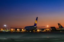 Lufthansa Airbus A380-800 by night in EDDF - Germany Lufthansa Airbus A380-800 by night in EDDF - Germany.JPG