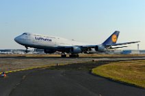 20160907_183058_LUFTHANSA_Boeing_B747-8_D-ABYJ_take_off_RWY07C_EDDF