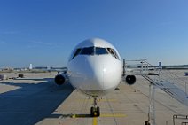 20160907_173008_LUFTHANSA_CARGO_MD11_Freighter_front_view