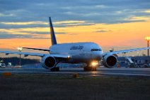 20140217_175047_LUFTHANSA_CARGO_Boeing_B777F_D-ALFB