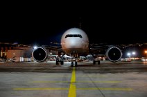 20140217_192044_LUFTHANSA_CARGO_Boeing_B777F_D-ALFA_parking