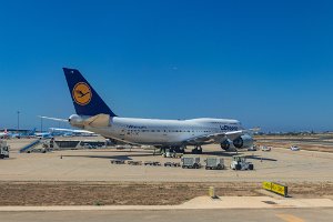 06 BOEING 747-8