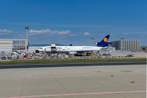 07 BOEING (McDONNELL DOUGLAS) MD11 (LH Cargo)