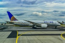 United Airlines Boeing B787 ready for take off - RWY 18 EDDF United Airlines Boeing B787 ready for take off - RWY 18 EDDF.JPG