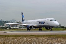 20130107_162834_TRIP_Embraer_ERJ_190-100_in_SBRJ