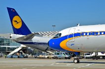 LUFTHANSA RETRO LIVERY A320 + B747-8 2