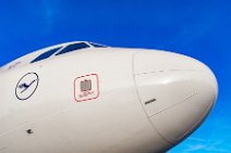 Nose of a Lufthansa Airbus A321 Nose of a Lufthansa Airbus A321.jpg