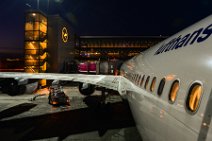 Fuselage and left wing of Lufthansa Airbus A340-600 by night in EDDF - Germany Fuselage and left wing of Lufthansa Airbus A340-600 by night in EDDF - Germany.JPG