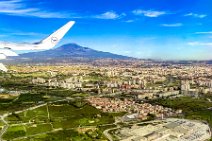 SHARKLET of Lufthansa Airbus A320 with smoking Mount Etna - Sicily - Italy 01 SHARKLET of Lufthansa Airbus A320 with smoking Mount Etna - Sicily - Italy 01.jpg