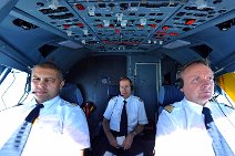 20110807_194920_3-Mann-Cockpit