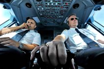 20110807_200440_3-Mann-Cockpit