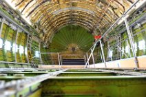20130522_135236_INSIDE_NAKED_FUSELAGE_BOEING_B747-200