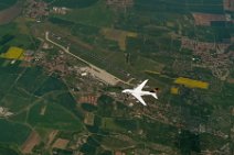 20110510_135845_LH_A380_air_to_air Lufthansa Airbus A380-800 over Erfurt Airport EDDE