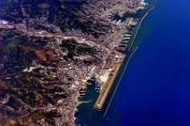 20120718_132346_aerial_airport_GENOA_SESTRI_LIMJ
