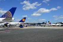 20150519_112525_FRANKFURT_AIRPORT_Terminal_1_A+B_apron_area