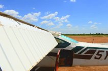 CESSNA 182 ON KICHWA TEMBO AIRSTRIP - MASAI MARA - KENYA 3