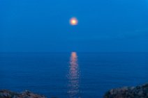 Moon rising - Malta 05 Moon rising - Malta 05.jpg