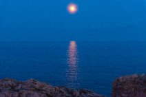Moon rising - Malta 07 Moon rising - Malta 07.jpg
