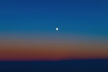 The moon in sunset twilight 02 The moon in sunset twilight 02.jpg