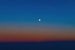 04_1 MOON + STARS