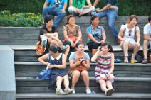 20130809_122111_GIRLS_ON_STAIRS_SHANGHAI_CHINA