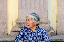 Old lady sittung and resting on stairs - Qingdao - China 02 Old lady sittung and resting on stairs - Qingdao - China 02.JPG