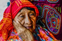 HDR - indigenous old lady in Panama City - Panama HDR - indigenous old lady in Panama City - Panama
