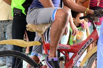 20160402_161647_detail_bicycle_rider_HAVANA_Cuba