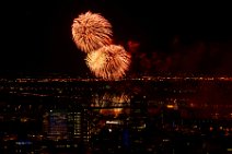 20150716_031640_fireworks_over_MONTREAL_Canada