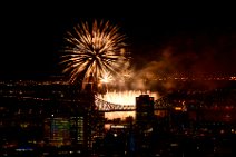 20150716_032026_fireworks_over_MONTREAL_Canada