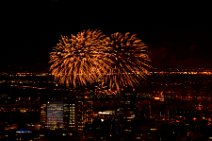 20150716_032425_fireworks_over_MONTREAL_Canada